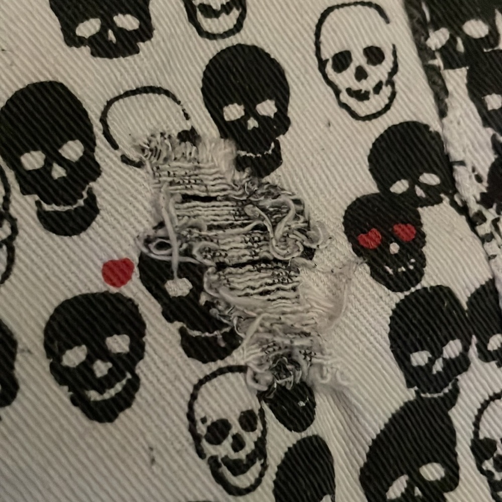 🩶 Split Shorts🩶 - Picture 2 of 3